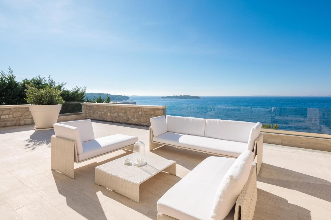 Luxury Seafront Villa Primosten Glamour With Private Pool, Sauna And Gym At The Beach In Primošten Zewnętrze zdjęcie